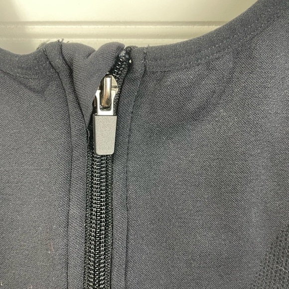 All in Motion Black Sports Bra Large Women’s - Picture 9 of 9